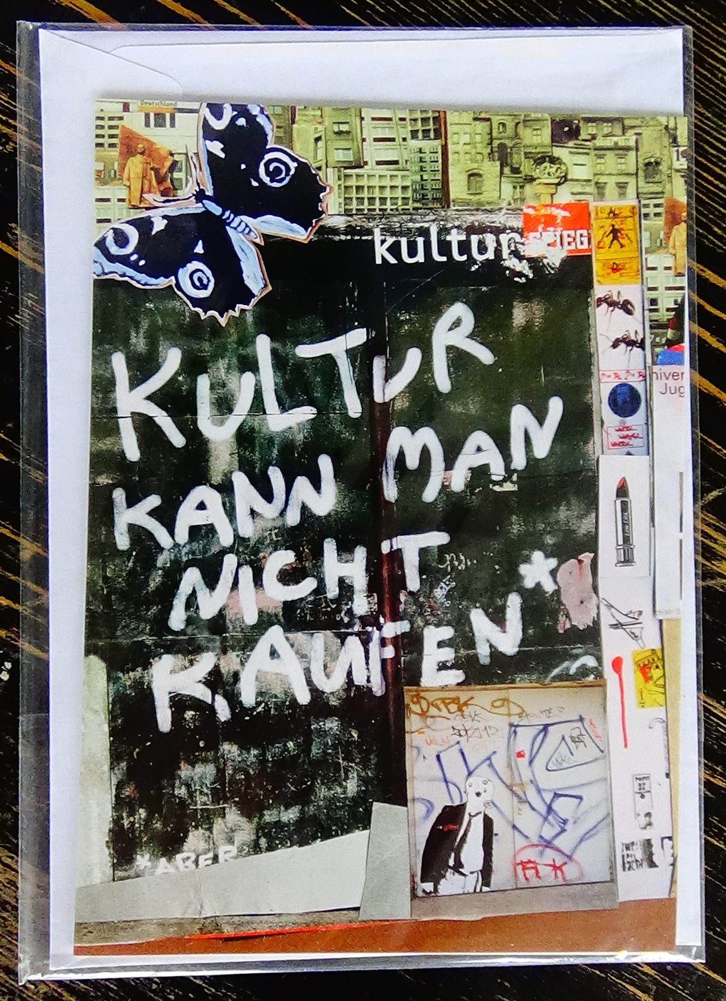 Postkarten mit Umschlag in Folie eingepackt