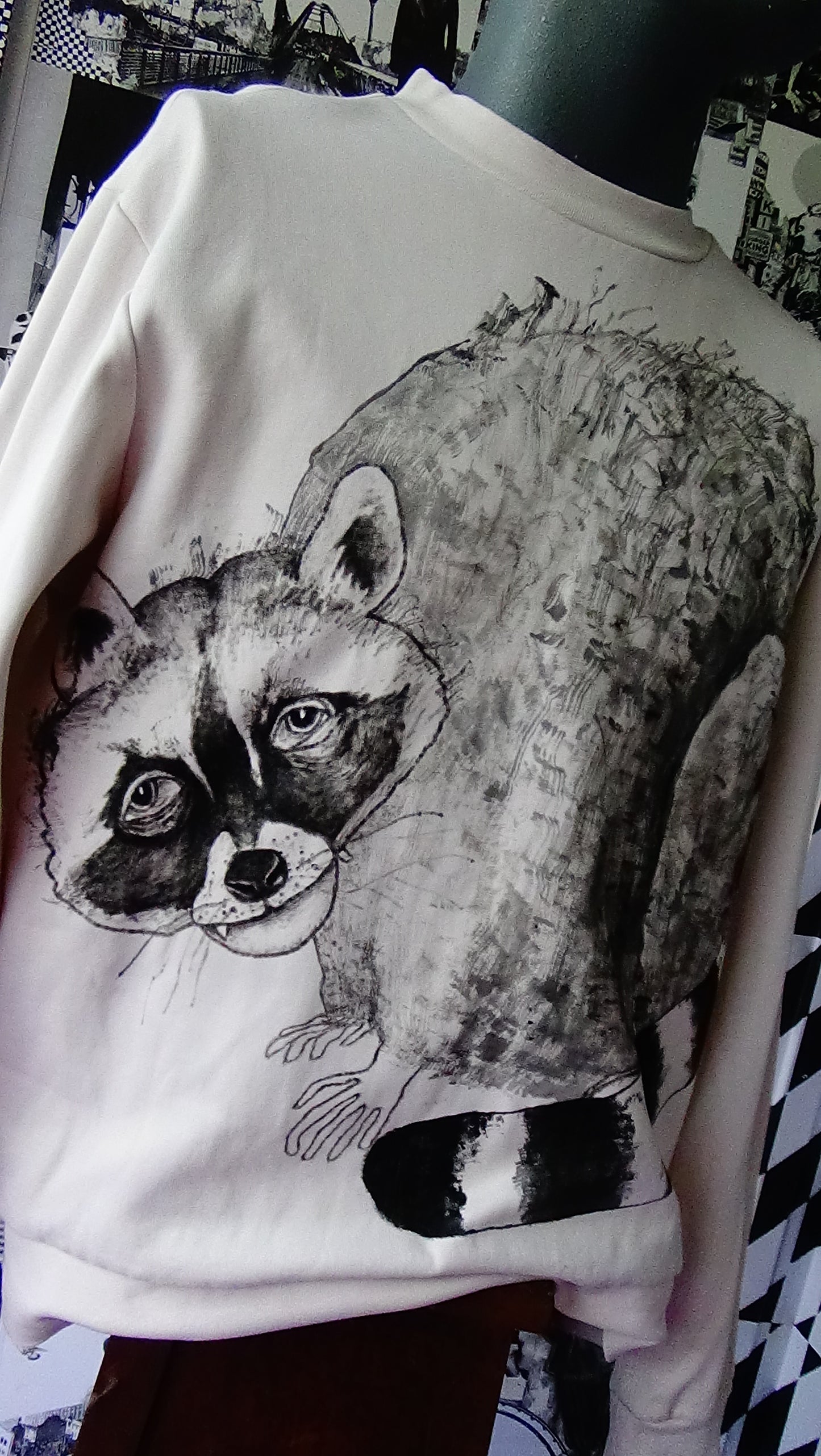 Sweat namens "der Waschbär"