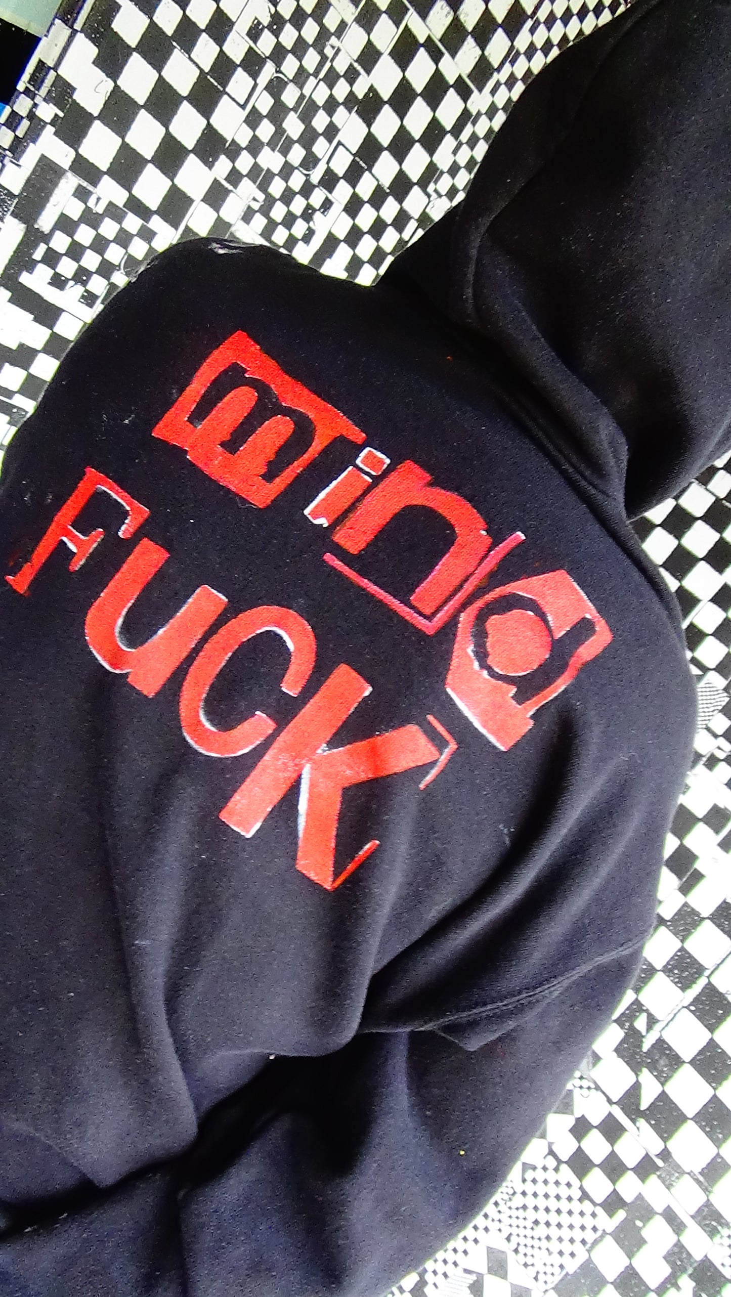 Hoodie namens "MindFuck"