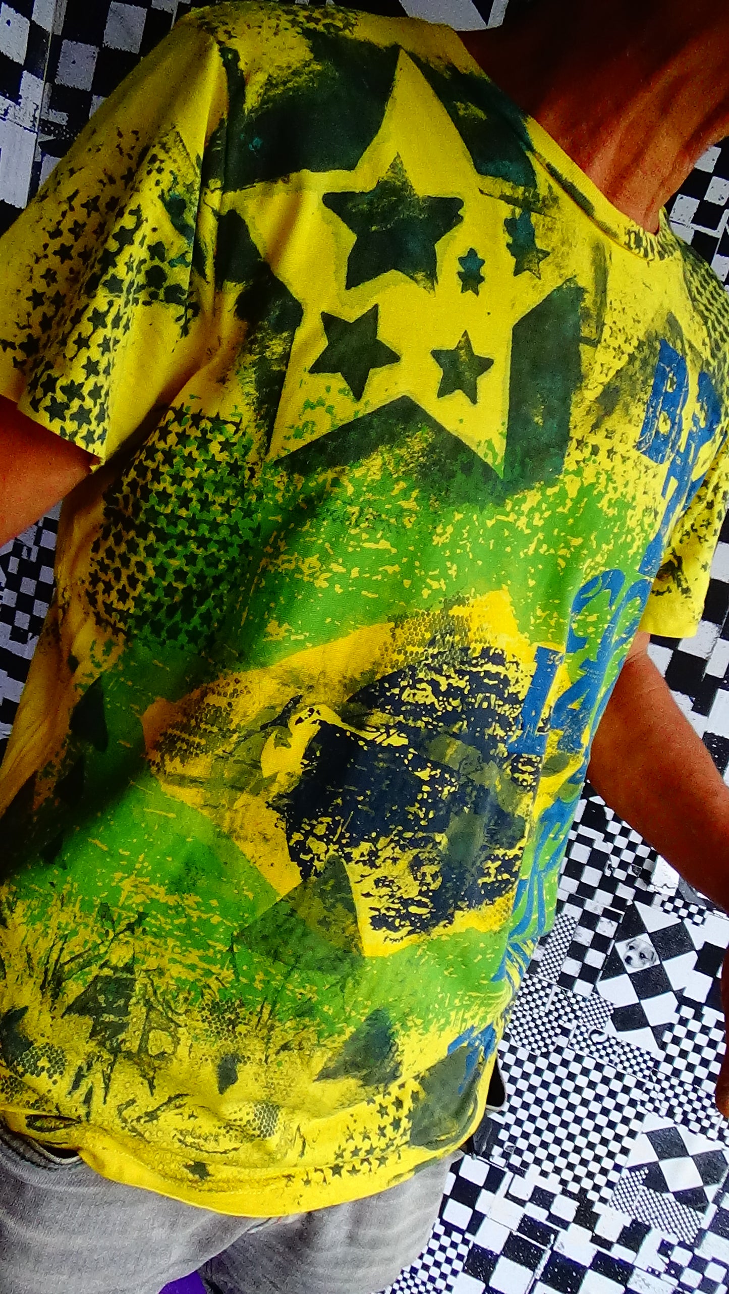 T'shirt namens "ColorLand"