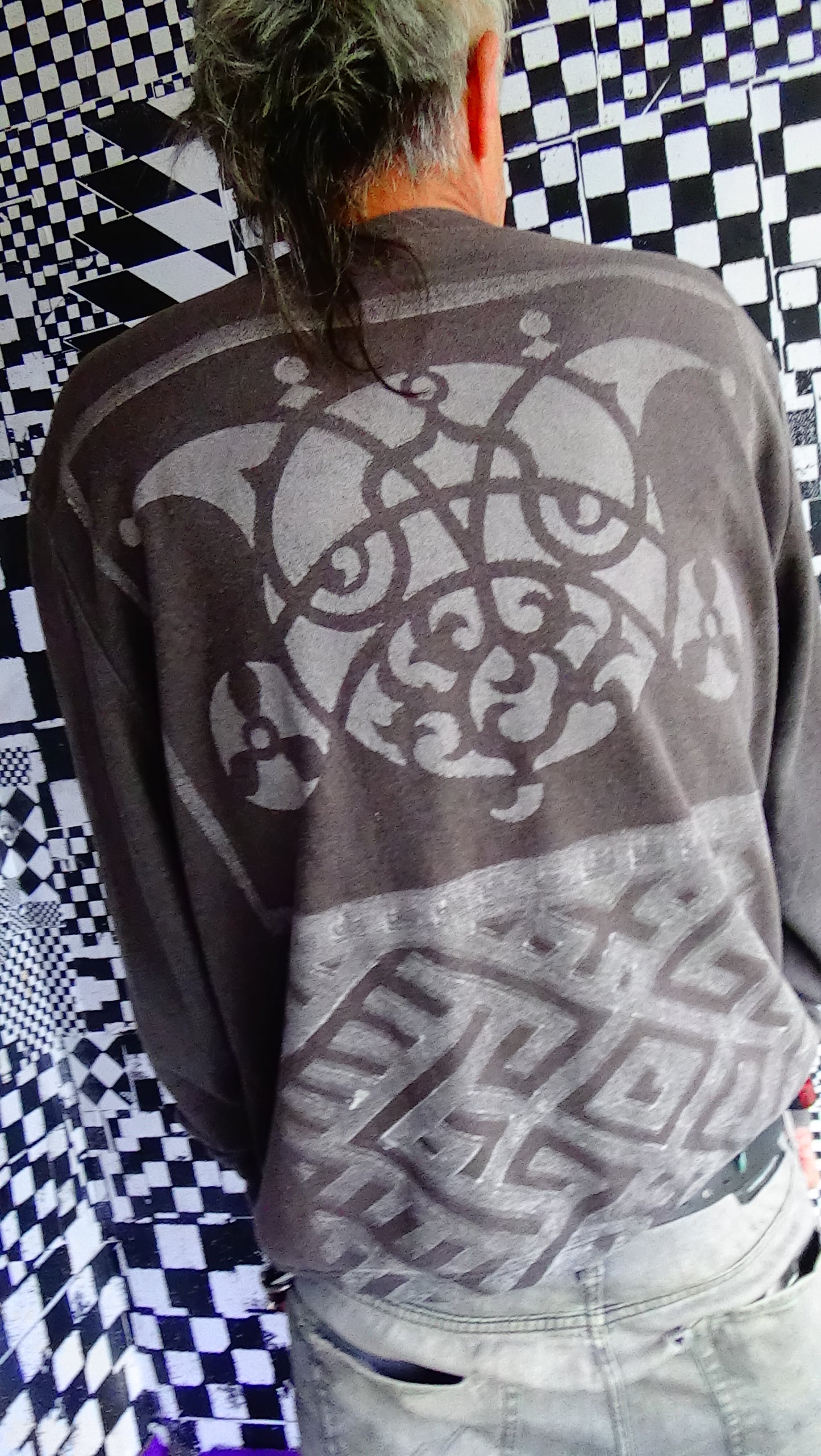 Longshirt namens "Harlekin"